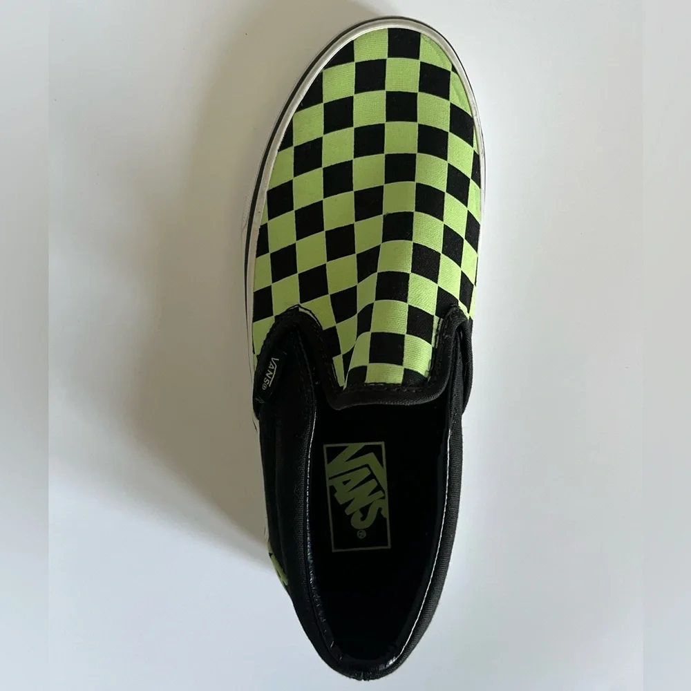 Vans Classic Slip-On Glow Checkerboard Black/Green - Picture 10 of 16